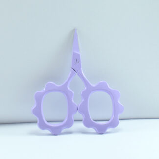 Sunflower-shaped embroidery scissors in electric levender powder coating, 2.5'' forged stainless steel, designed for precise and decorative cutting.